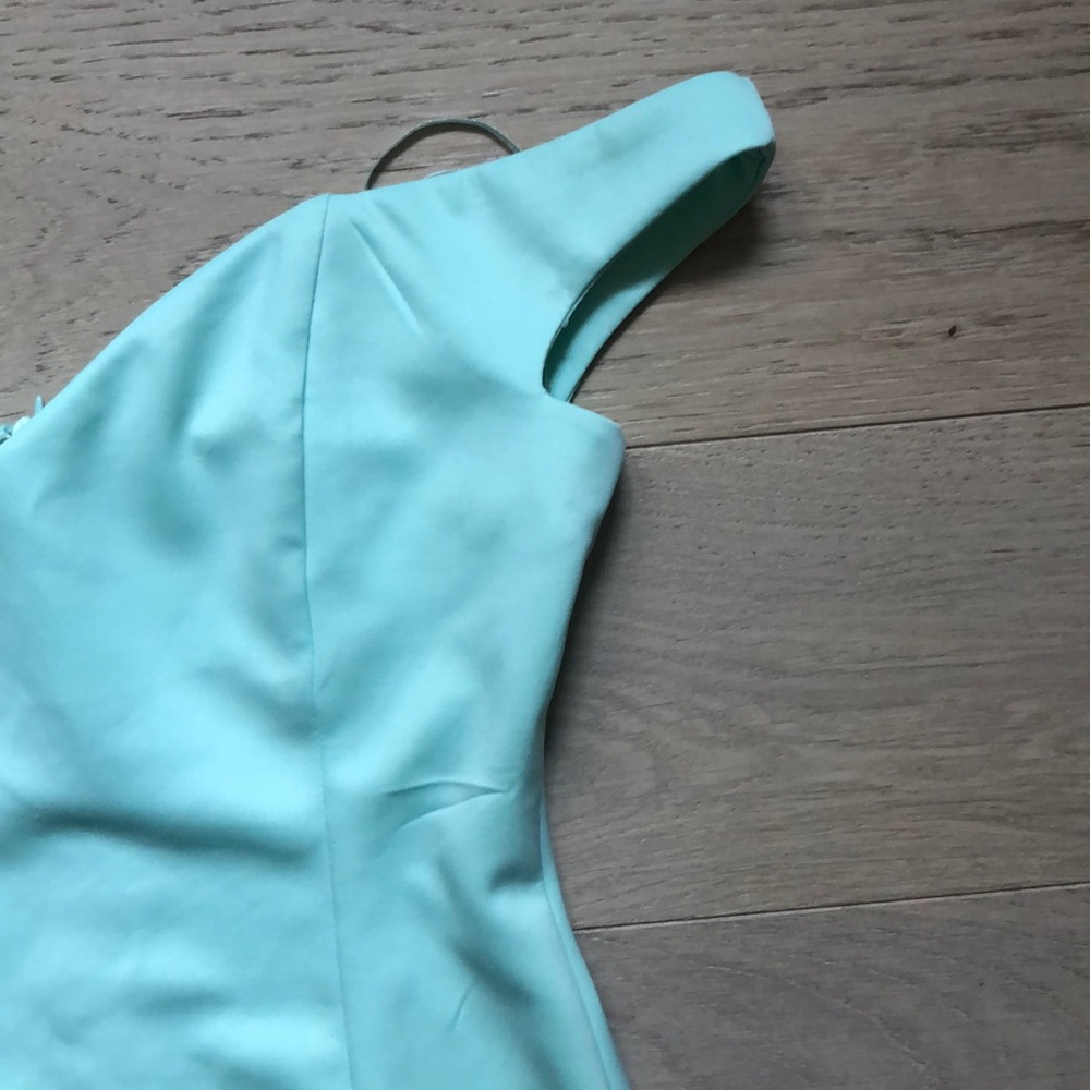 Tobi dress - Picture 2 of 4
